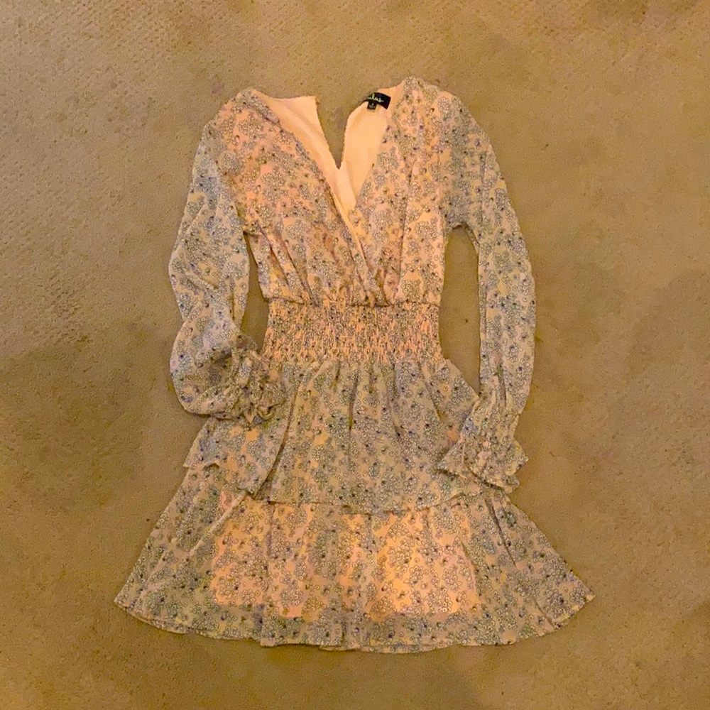 Lulus pink and white dress with silver detail